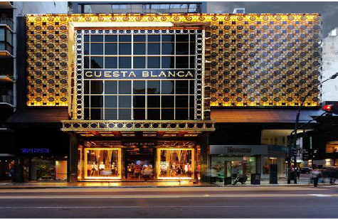 富川门头设计与商业空间的纽带。